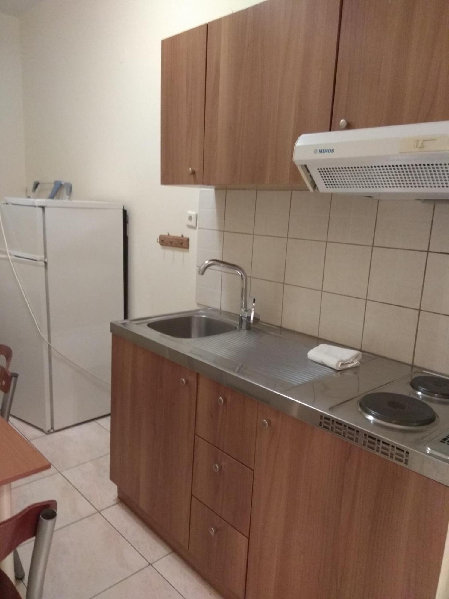 אפרטהוטל ניקיטי Nikos House מראה חיצוני תמונה